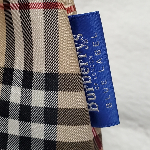 Authentic Burberry plaid horseferry nylon shoulder bag - Picture 9 of 16